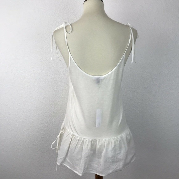 Chelsea 28 Linen Blend Ruffed Tank Top - Picture 4 of 11